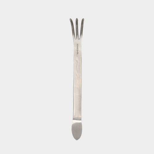 Kaneshin Japanese Bonsai Rake with Spatula