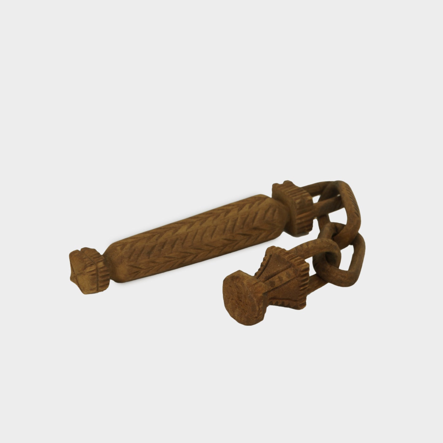 Vintage Tramp Folk Art Carved Chain