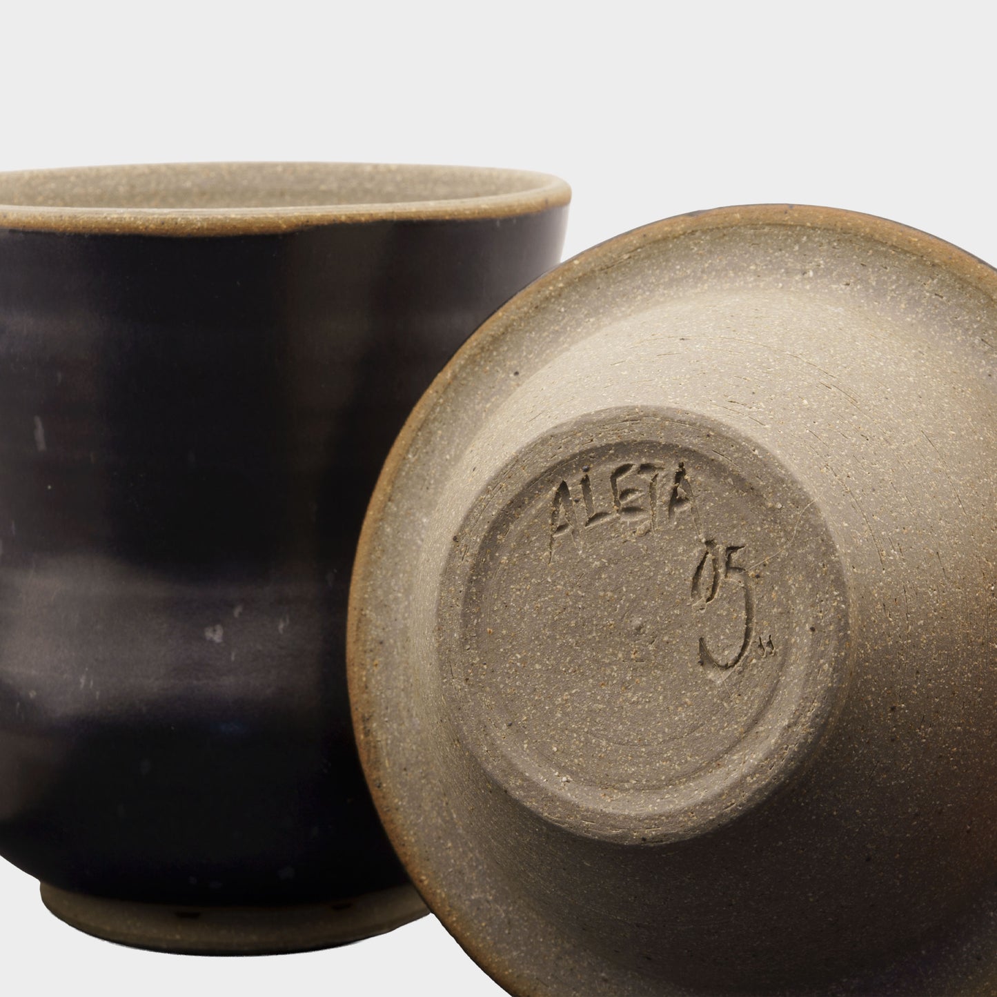 Vintage Ceramic Lidded Lizard Vessel