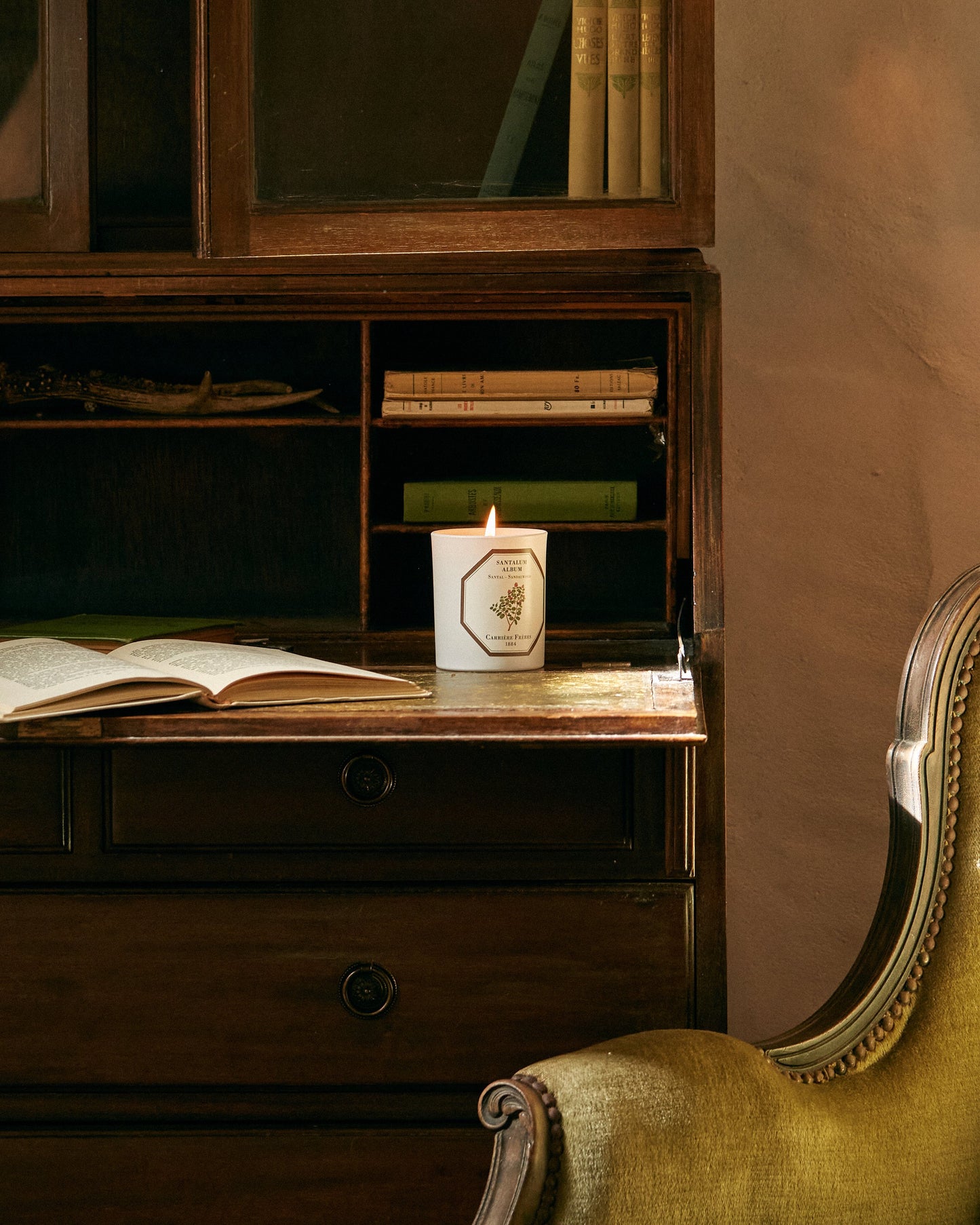 Carrière Frères Santalum Album Candle (Sandalwood)