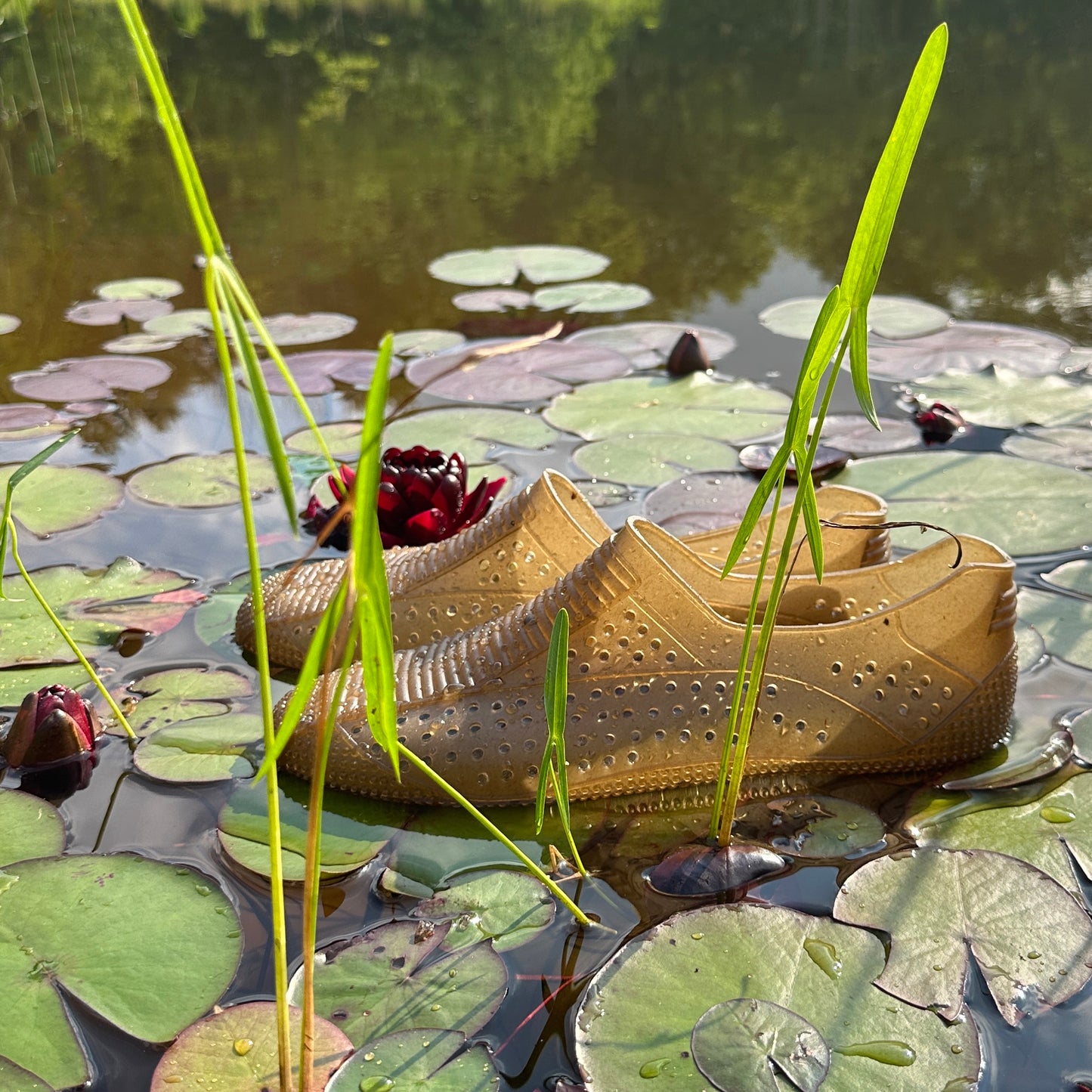 French Recycled Hemp Water Shoe in Sepia