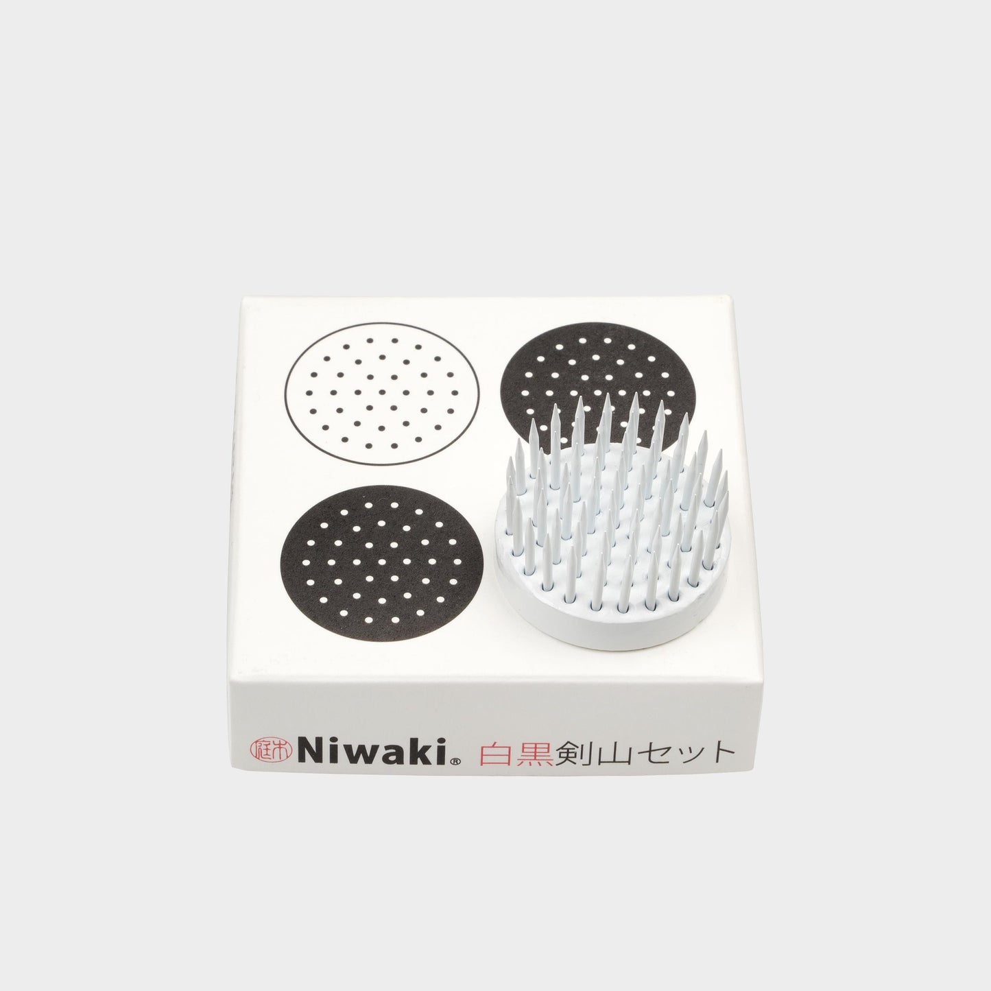 Black and White Kenzan Set