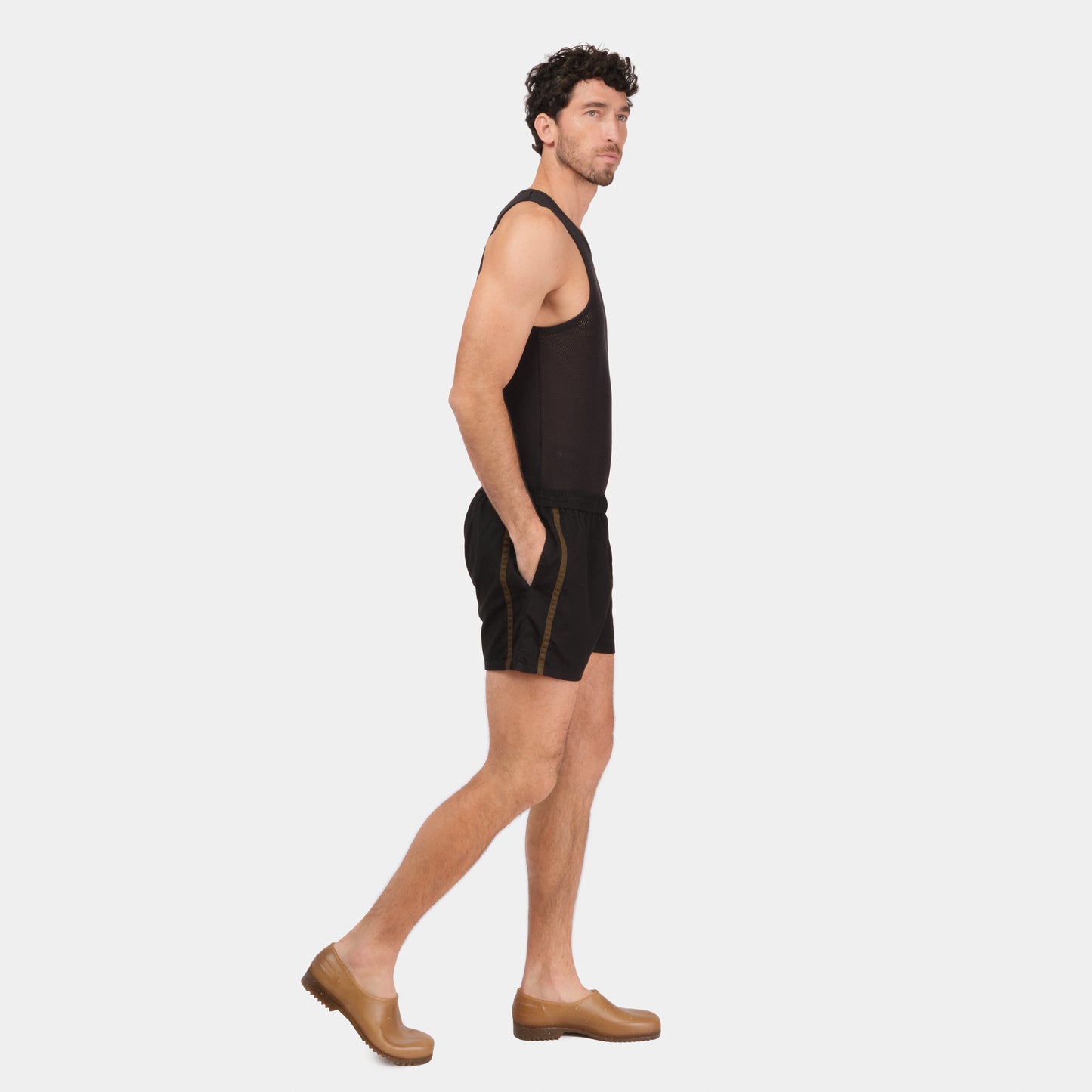 Le Laboureur French Cotton Easy Short in Black