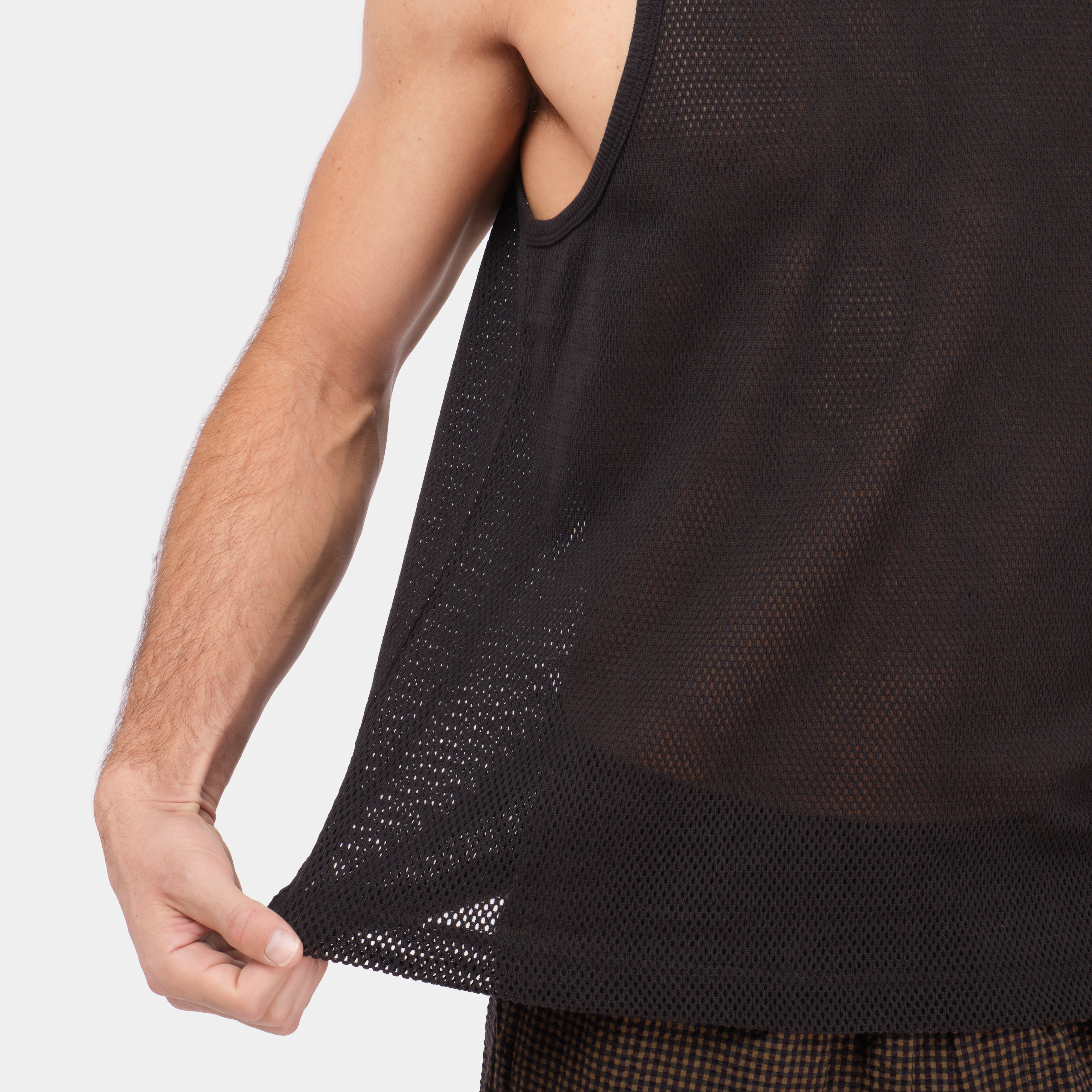Cotton Mesh Tank Top in Black – Gardenheir