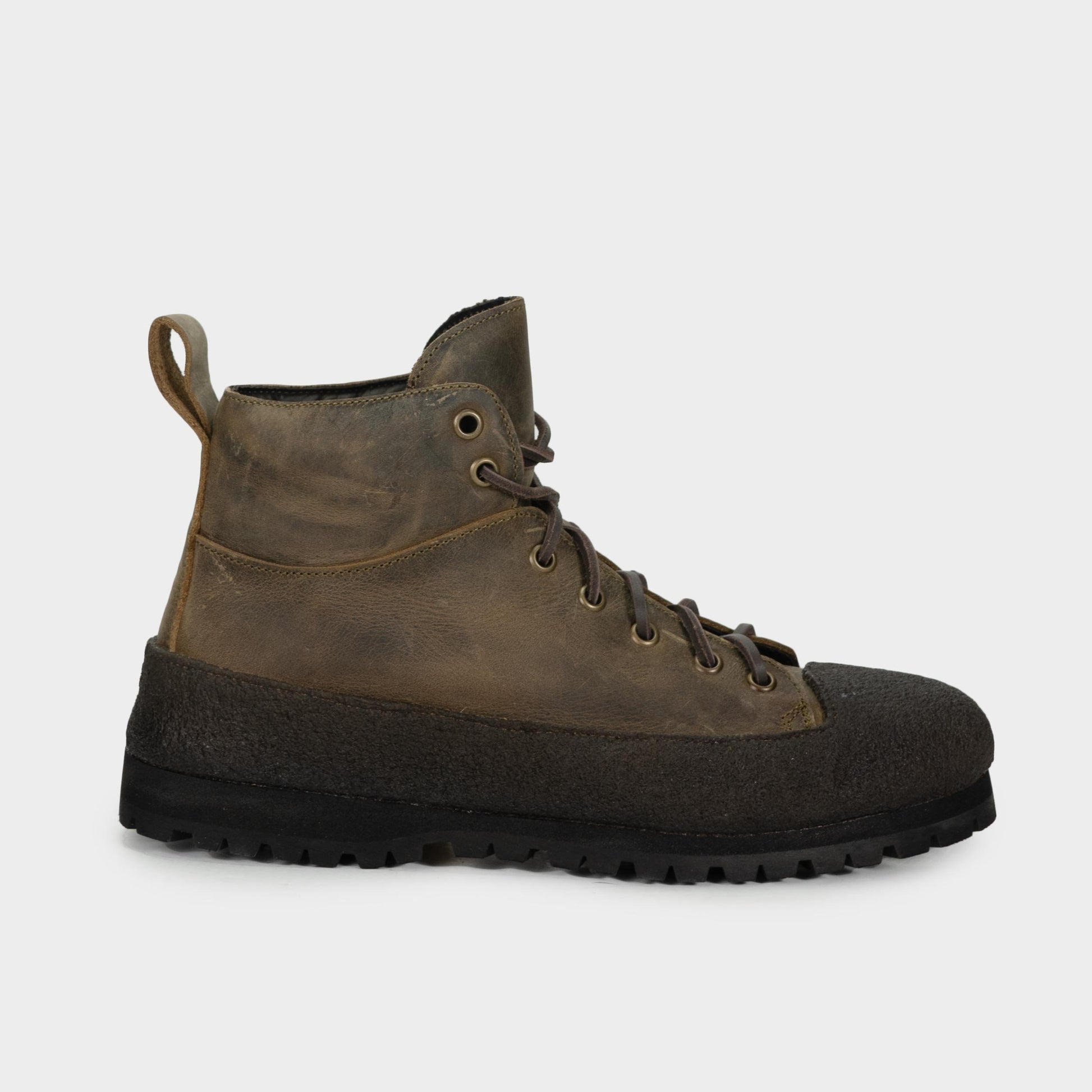 Calfskin Weatherproof Gardening Boots in Olive