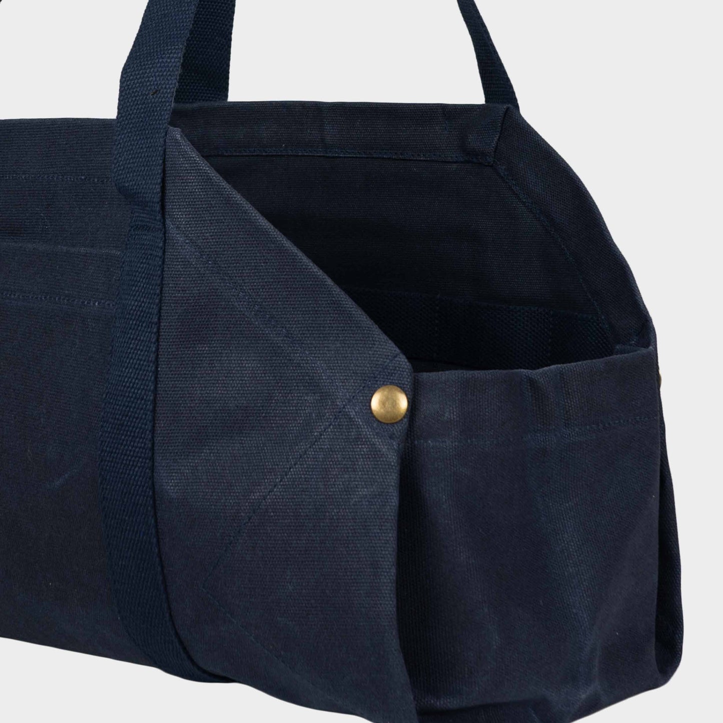 Gardenheir Waxed Canvas Origami Harvesting Trug/Tote in Navy