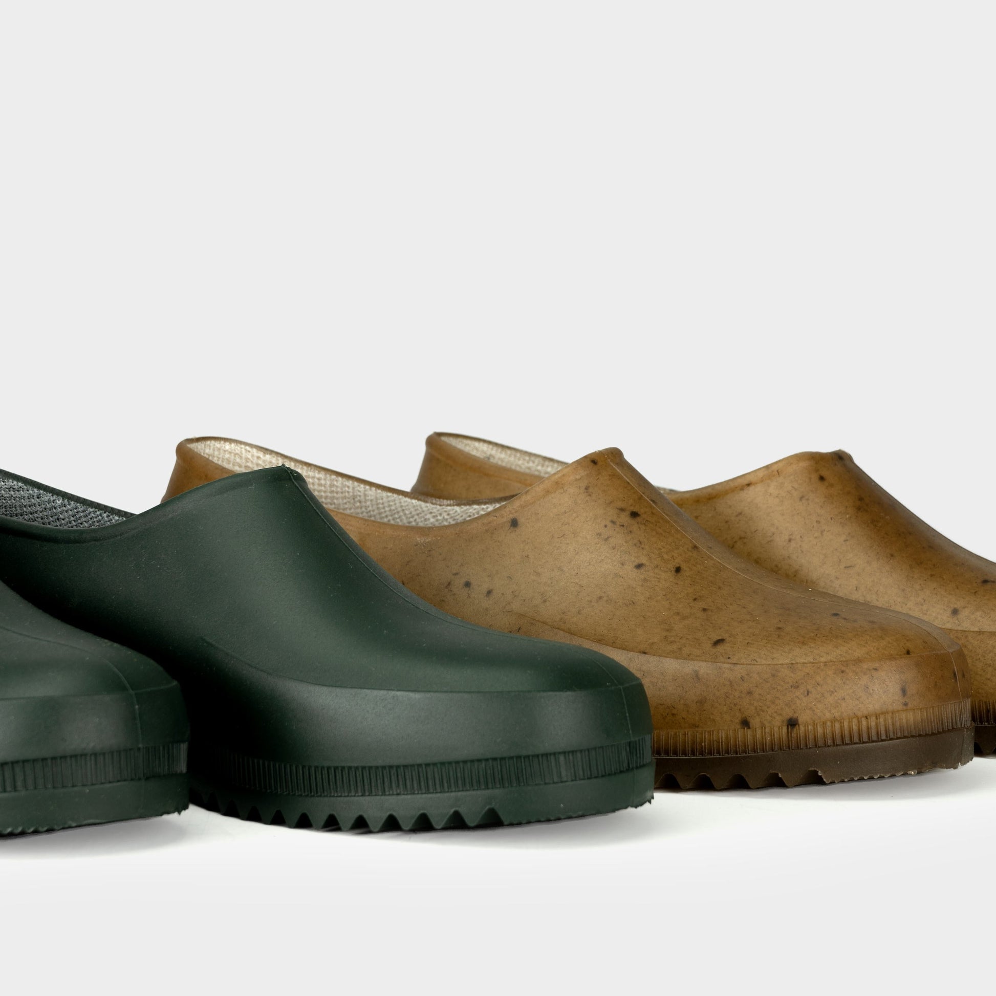 French Garden Clogs in Vert