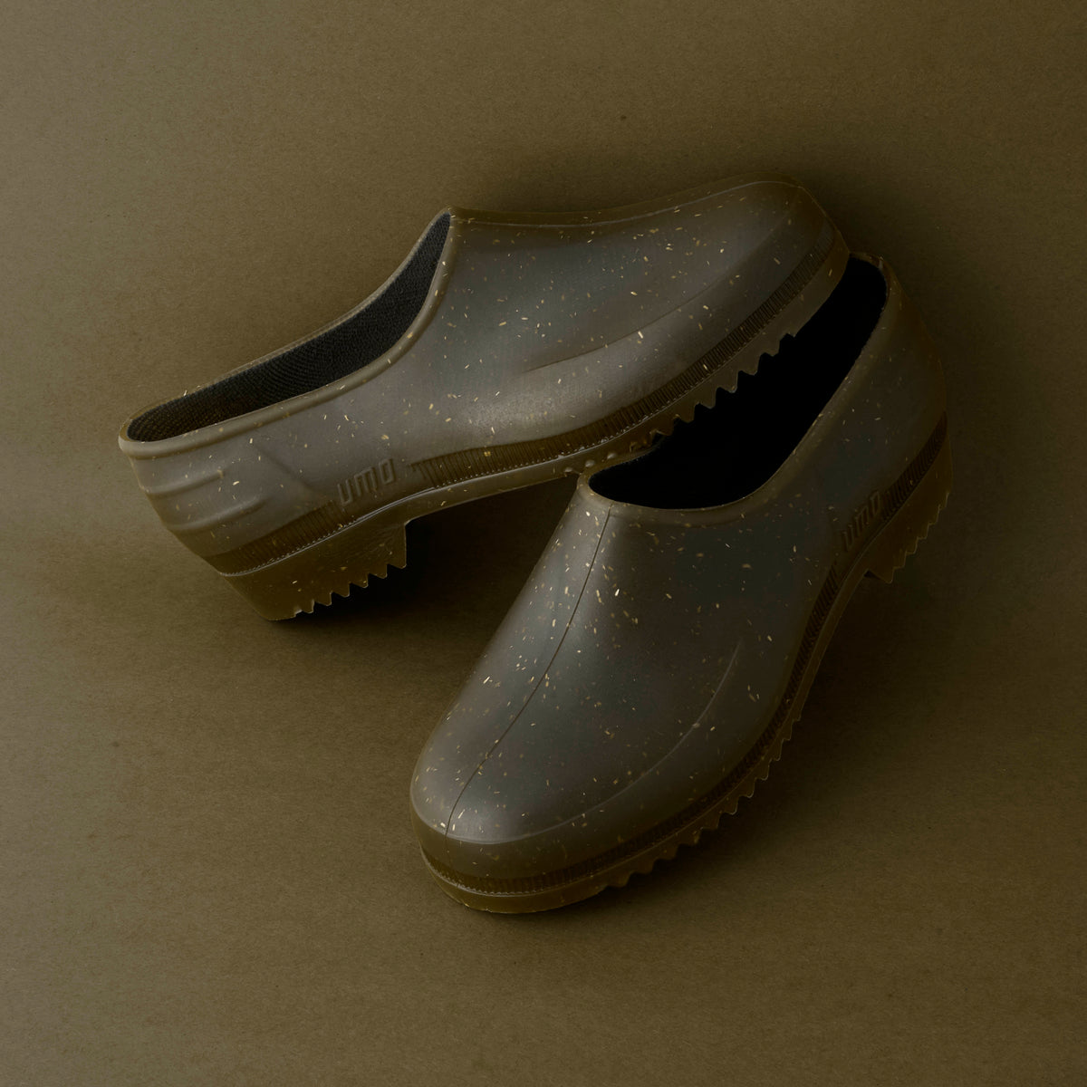 French Recycled Hemp Garden Clogs in Relish