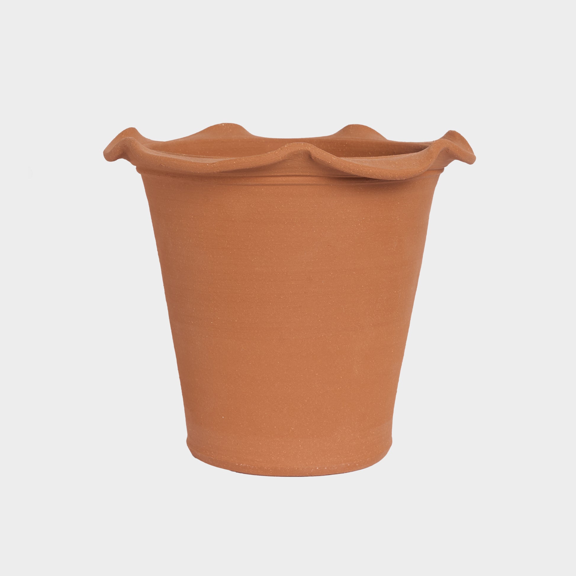 English Terracotta Frilly Pot  Gardenheir