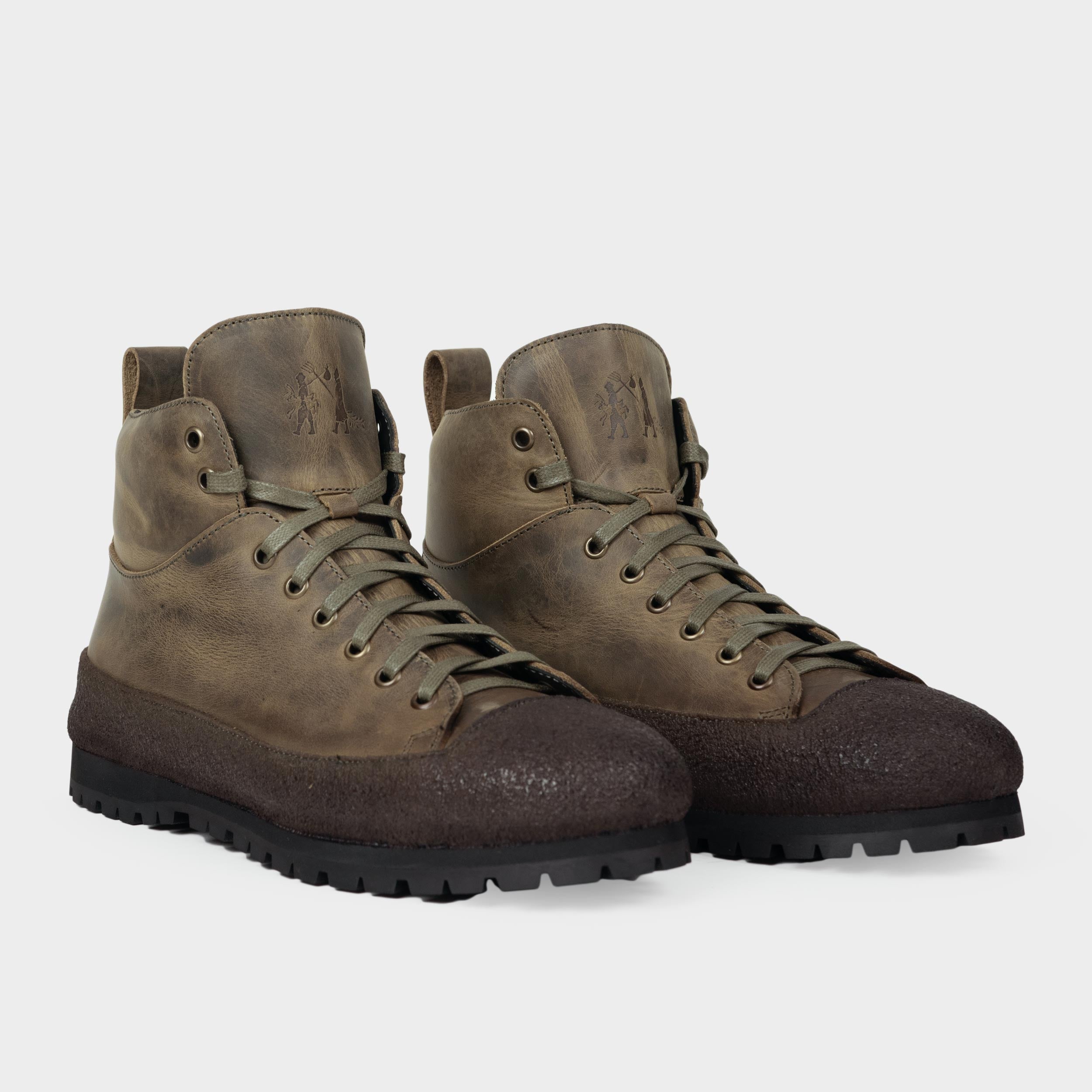 Calfskin Weatherproof Gardening Boots in Olive