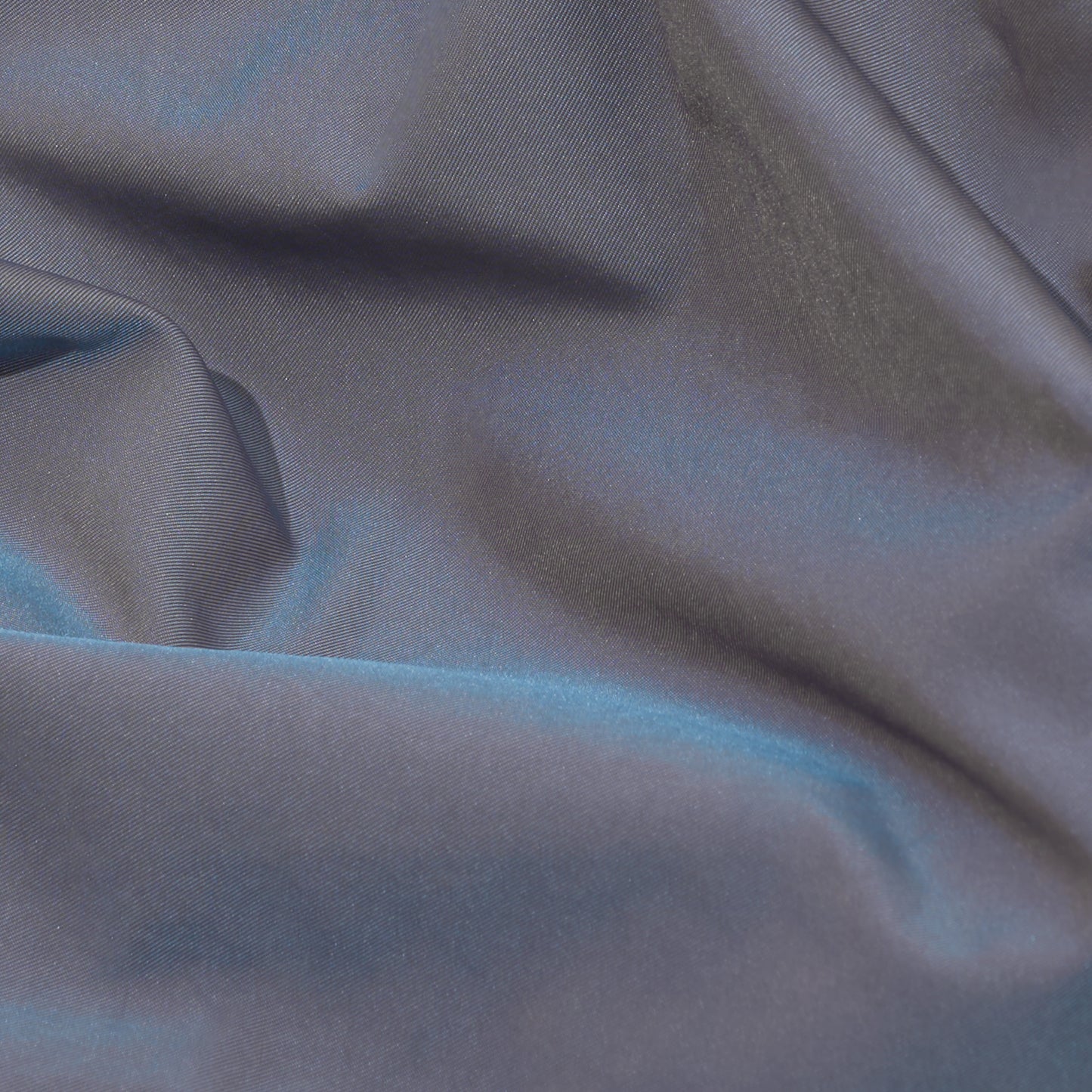 Iridescent Sport Short in Dragonfly