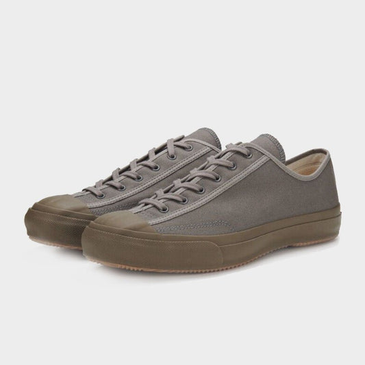 Japanese Gym Classic Low Top in Gray
