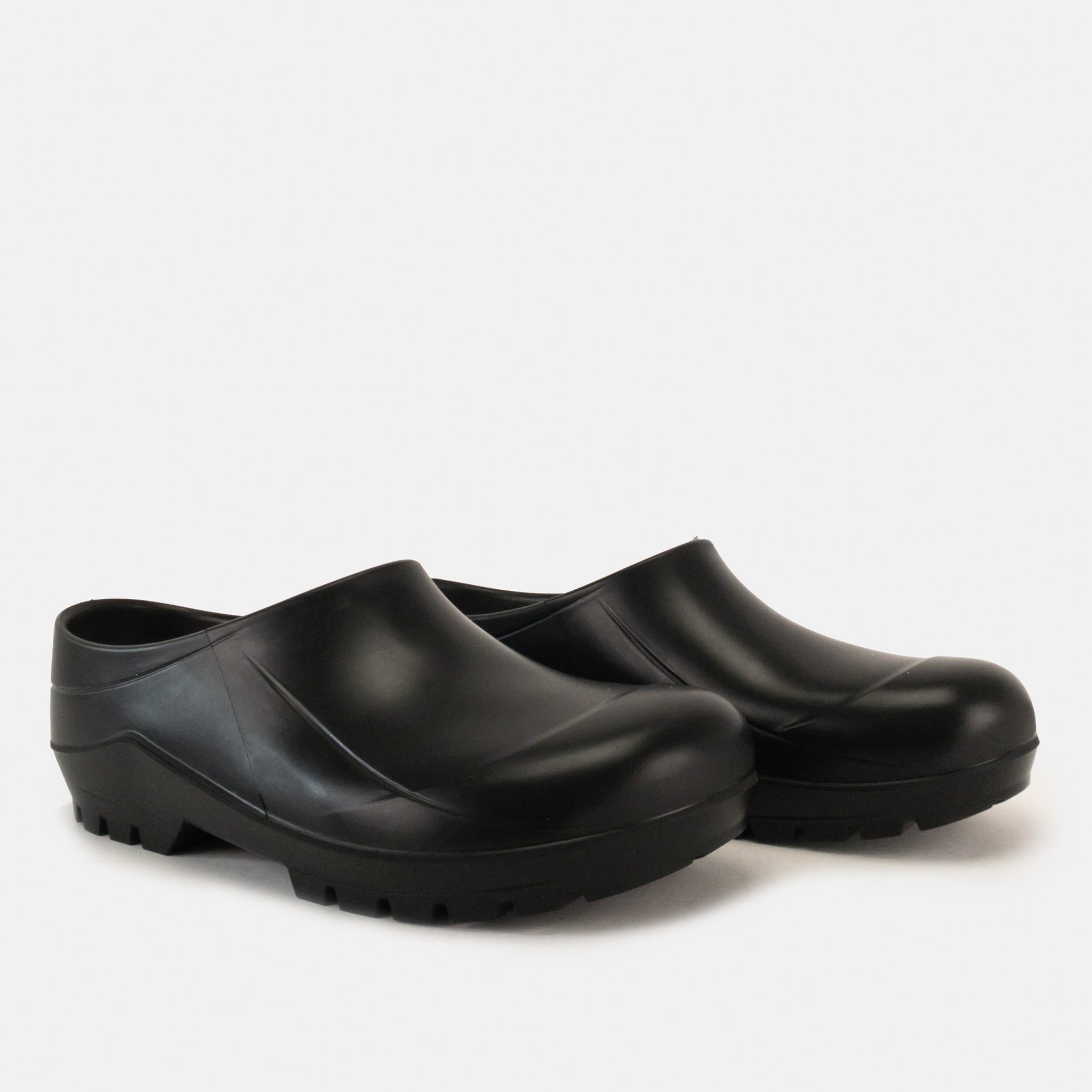 Italian Garden Clogs in Black – Gardenheir