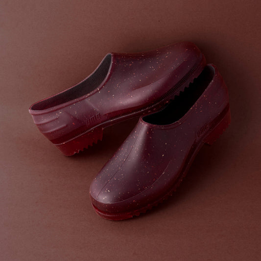 French Recycled Hemp Garden Clogs in Jam