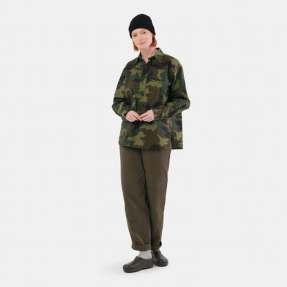 Japanese Cotton Twill Gardening Smock No. 2 in Classic Camo