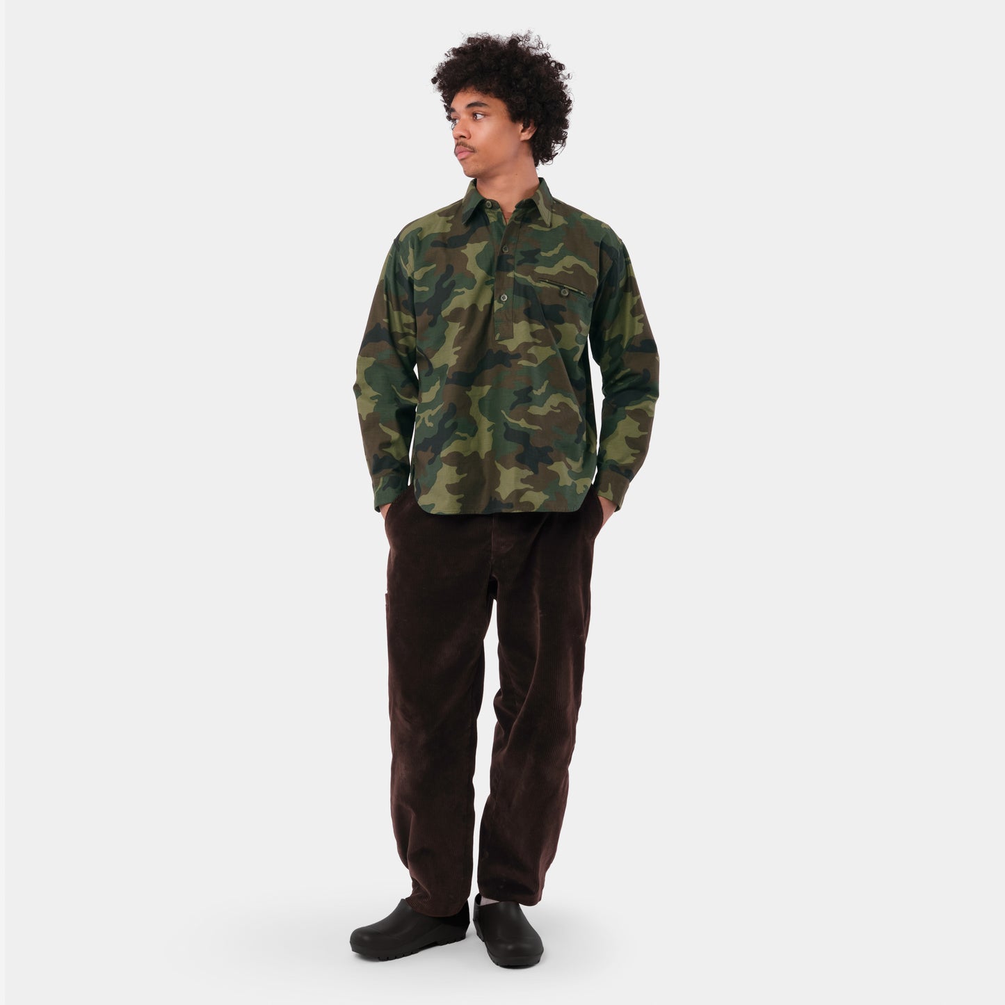 Japanese Cotton Twill Gardening Smock No. 2 in Classic Camo