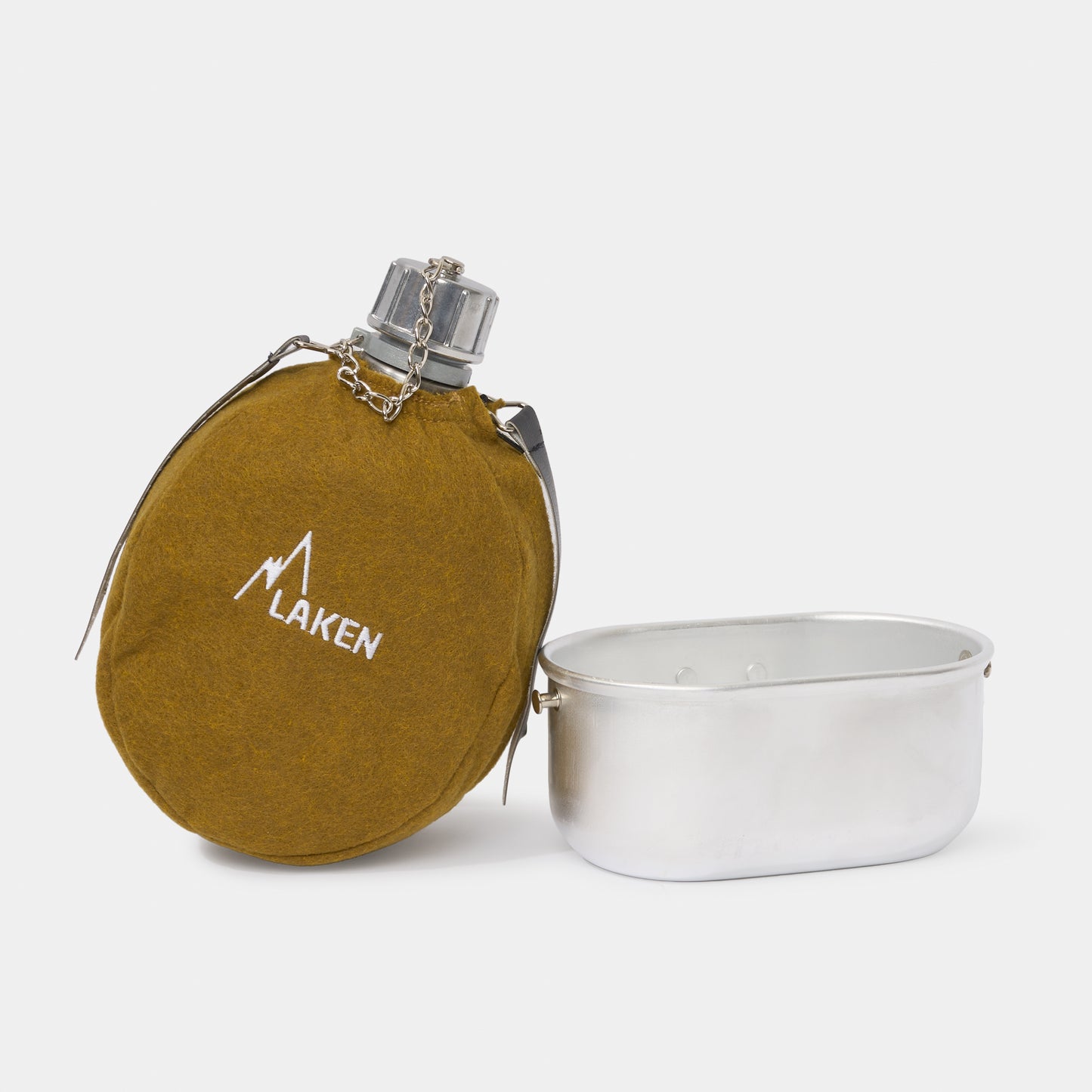 Spanish Metal Canteen with Felt Cover and Pot