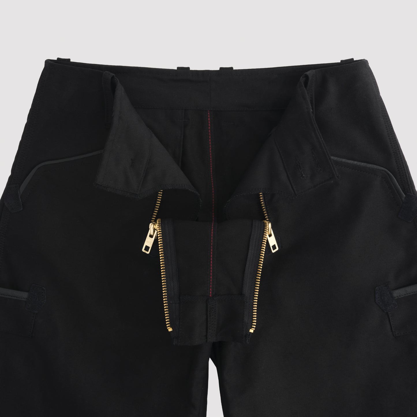 Le Laboureur French Moleskin Drop Front Farm Pant in Black