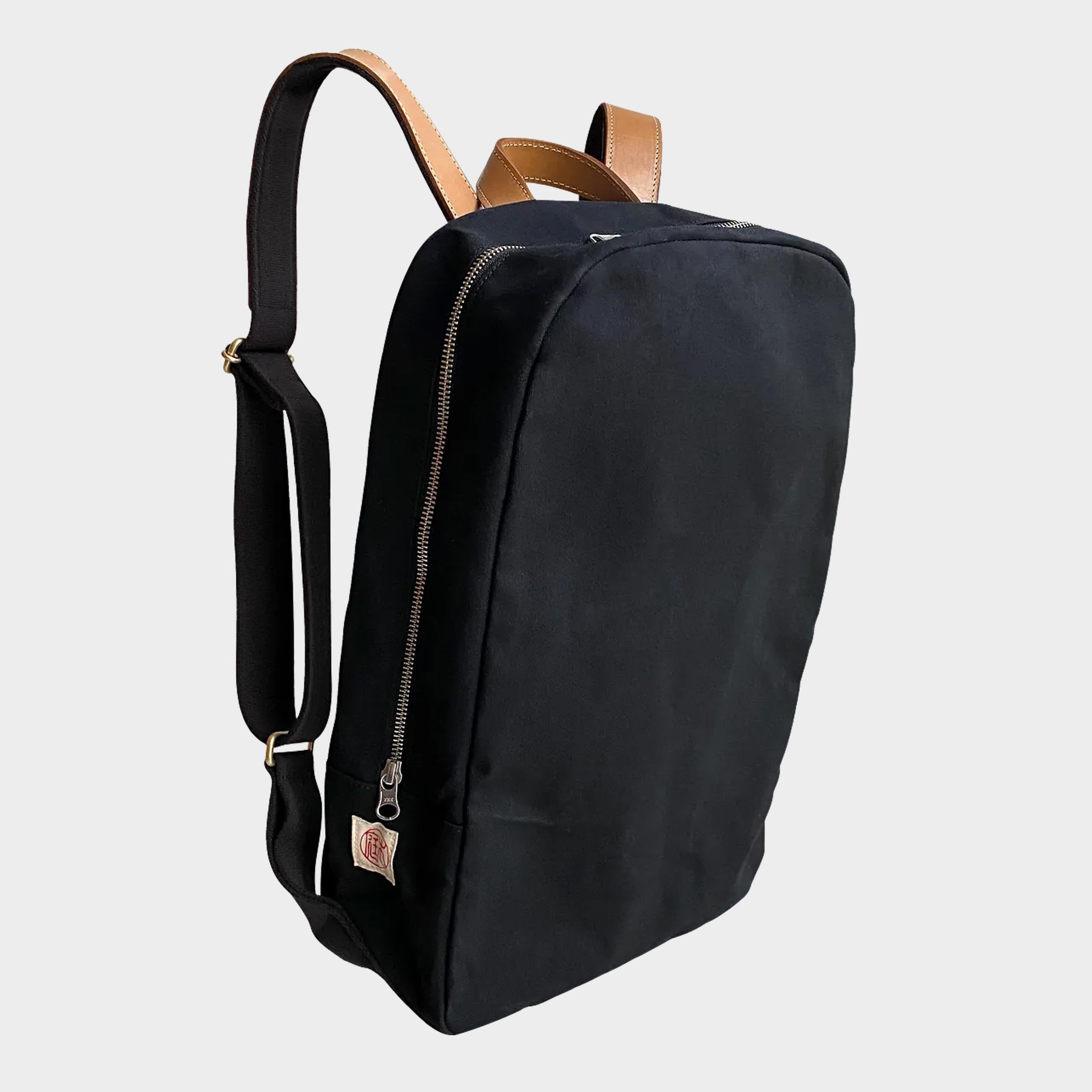 Nizyū Kanō X Niwaki Rucksack in Black