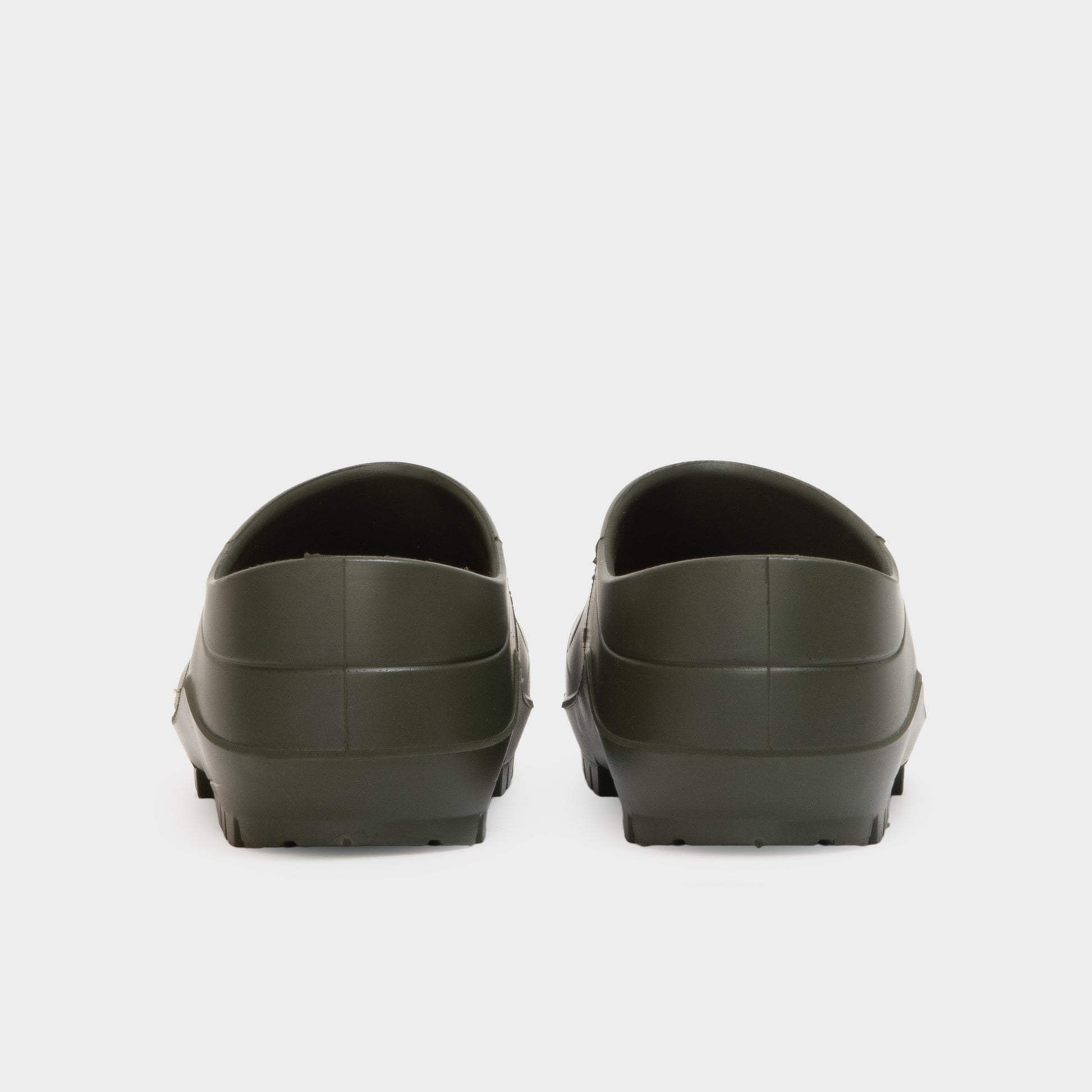 Italian Garden Clogs in Olive Green Gardenheir Italian Garden Clogs in Olive Green Gardenheir