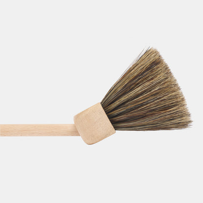Cobweb Brush