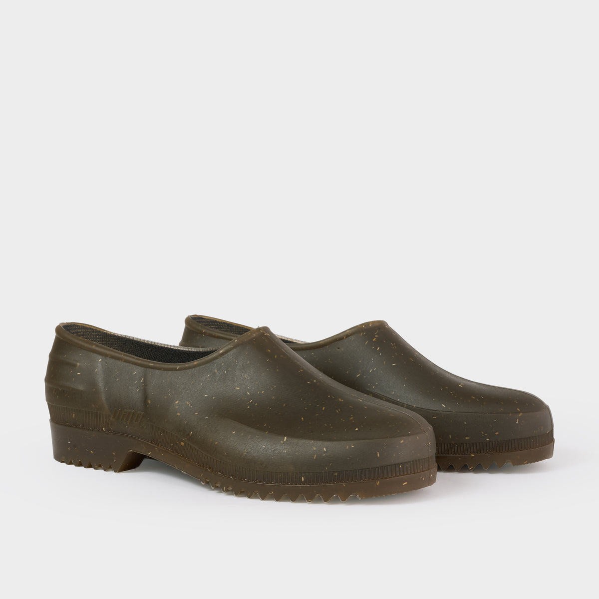 French Recycled Hemp Garden Clogs in Relish