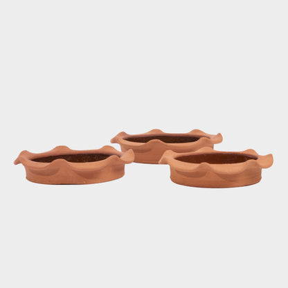 Terracotta Frilly Saucer