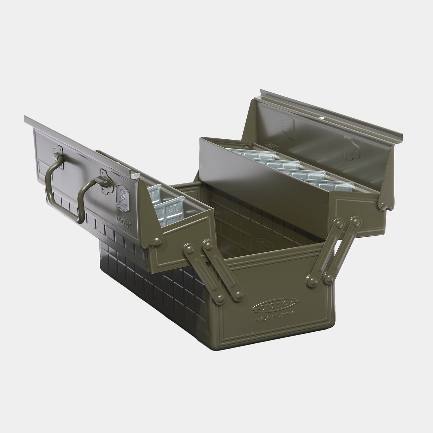 Japanese Cantilevered Toolbox