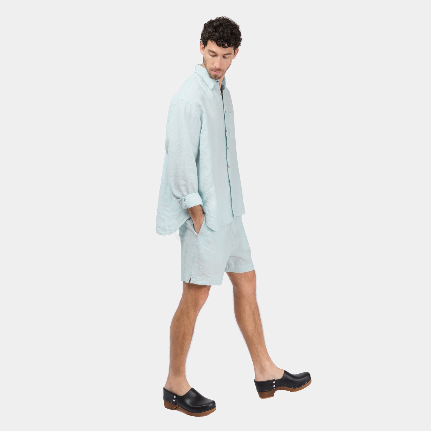Washed Linen Relaxed Short in Sky Blue
