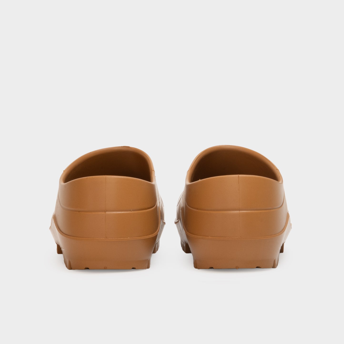 Italian Garden Clogs in Wheat