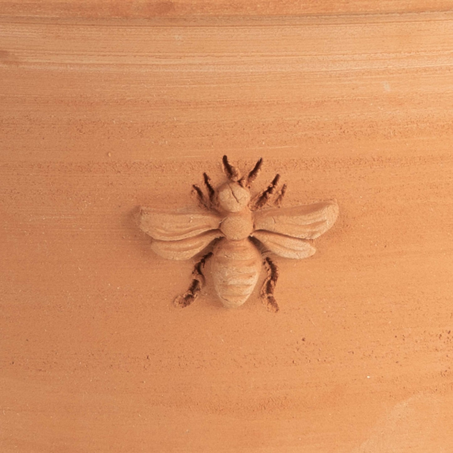 Gardenheir X Seibert & Rice Terra Cotta Bee Pot in Natural