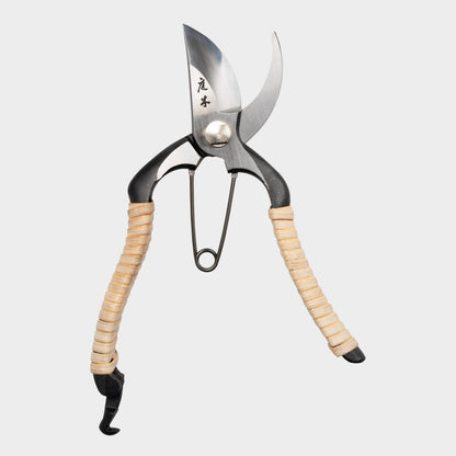 Niwaki Fujimaki Rattan Secateurs