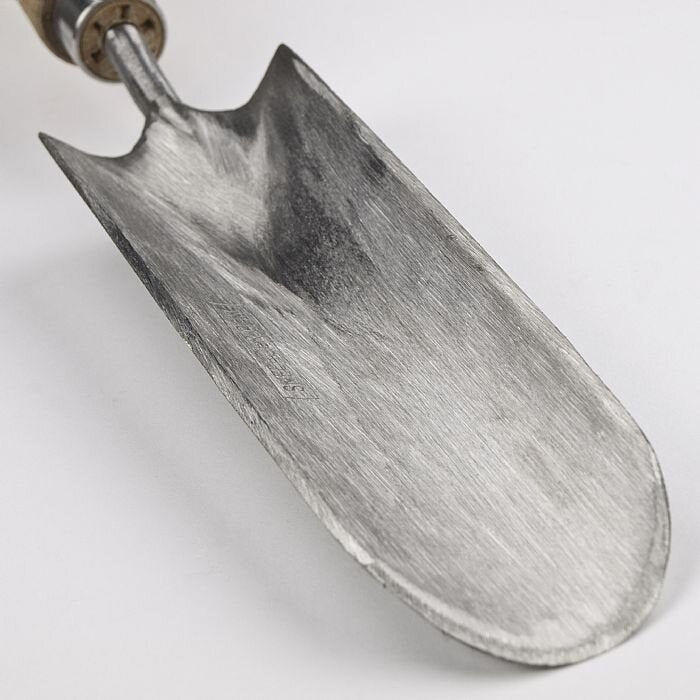 Christopher Lloyd Great Dixter Hand Trowel by Sneeboer