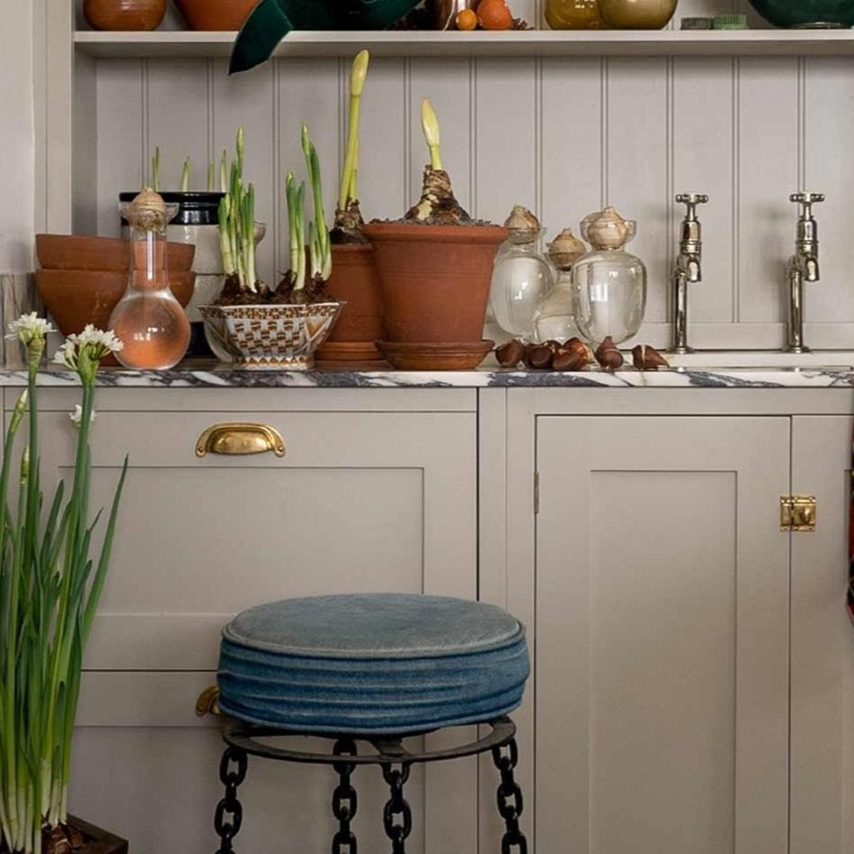 (Waitlist) MOUTH BLOWN BULB VASE IN CLEAR, North Carolina, 20th C.