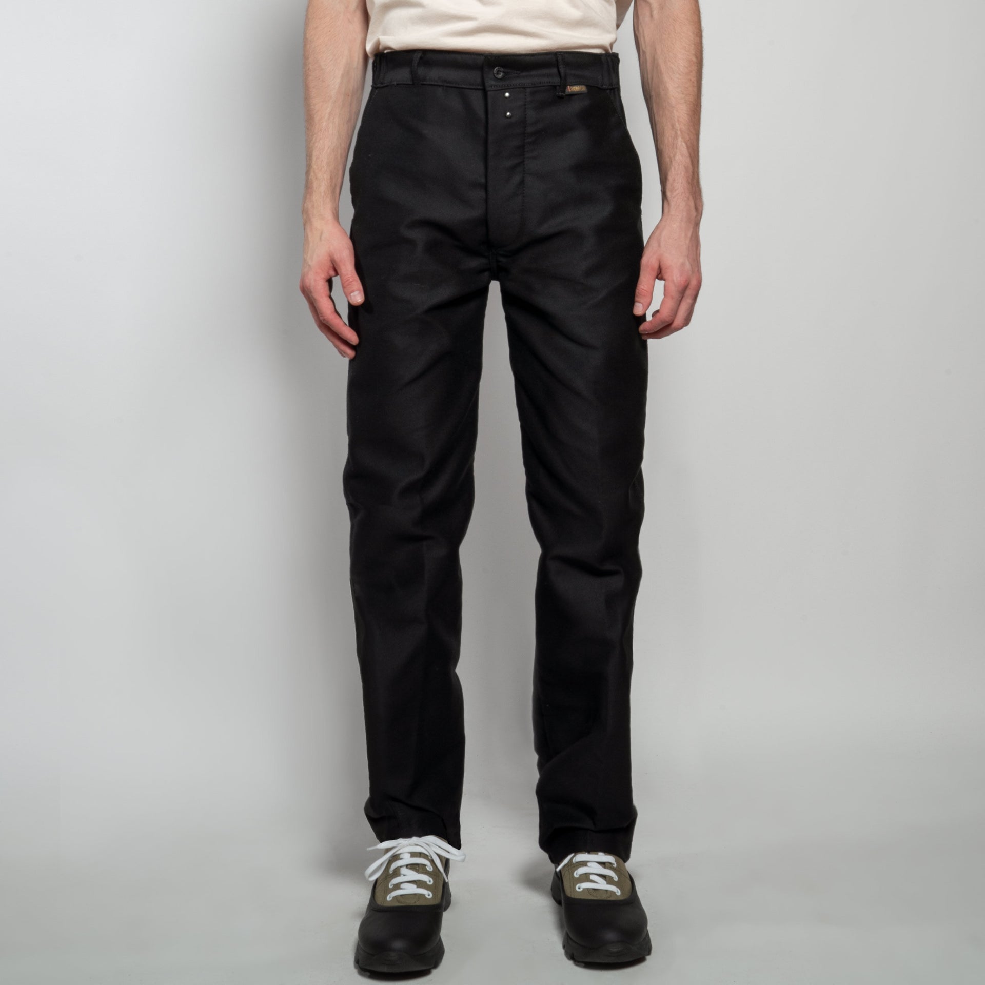 Le Laboureur French Moleskin Work Pant in Black – Gardenheir