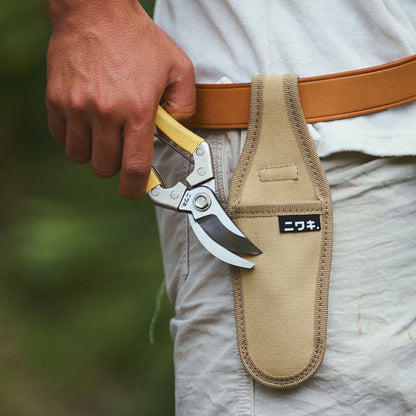 Niwaki Daikiba Secateurs with Canvas Sheath